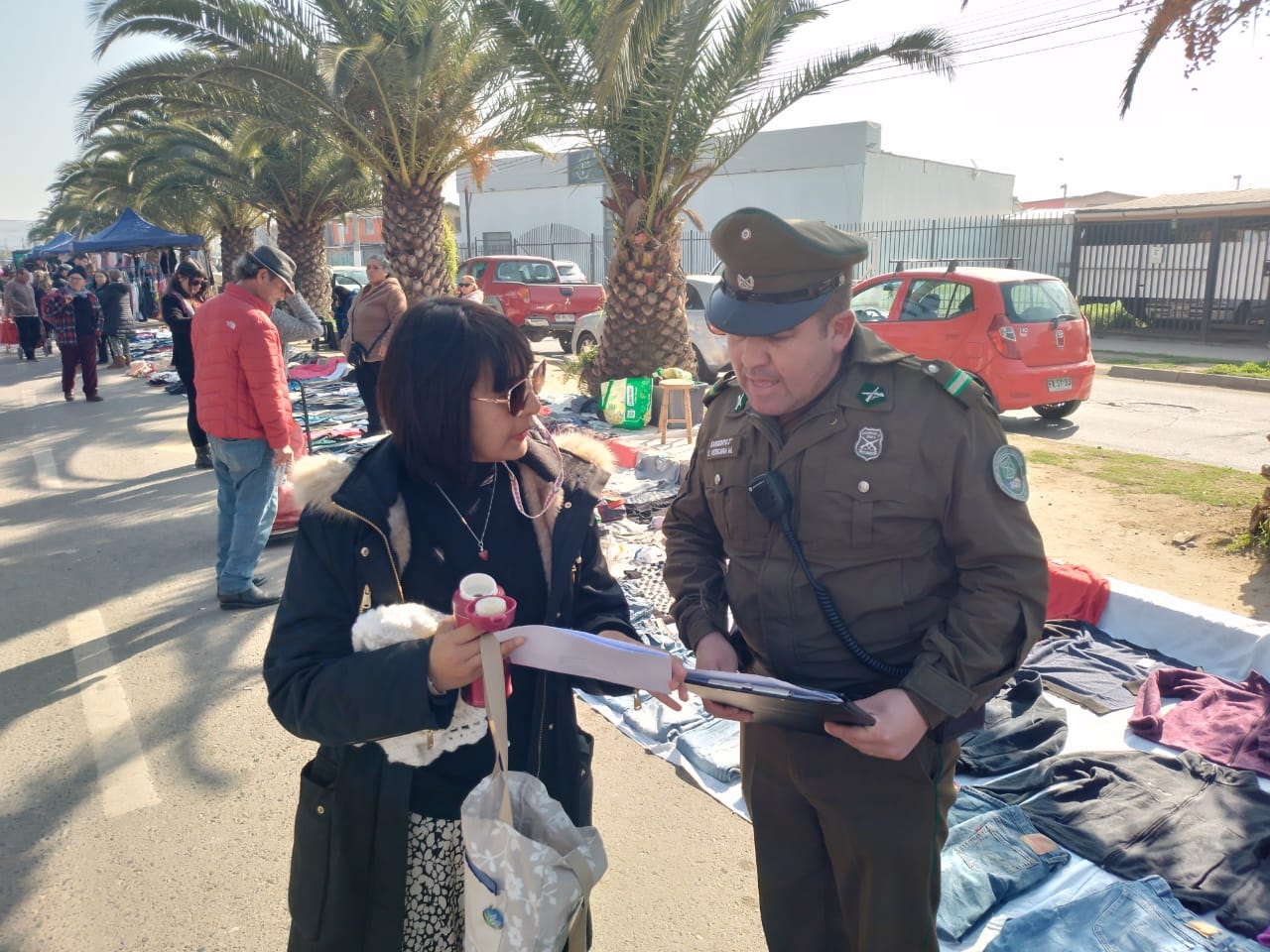 Carabineros entrega recomendaciones para evitar el robo de accesorios u objetos desde el interior de vehículos