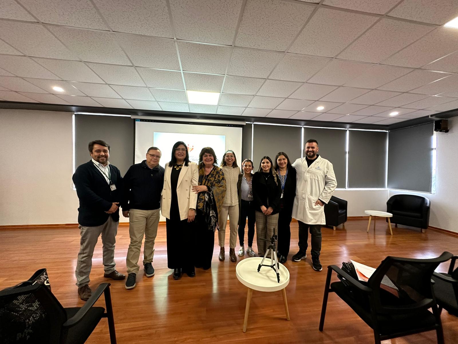 Profesionales de Salud participan en exitosa jornada de Geriatría y Gerontología organizada por el Hospital de Melipilla