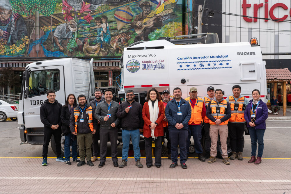 Municipalidad de Melipilla adquiere moderno camión barredor