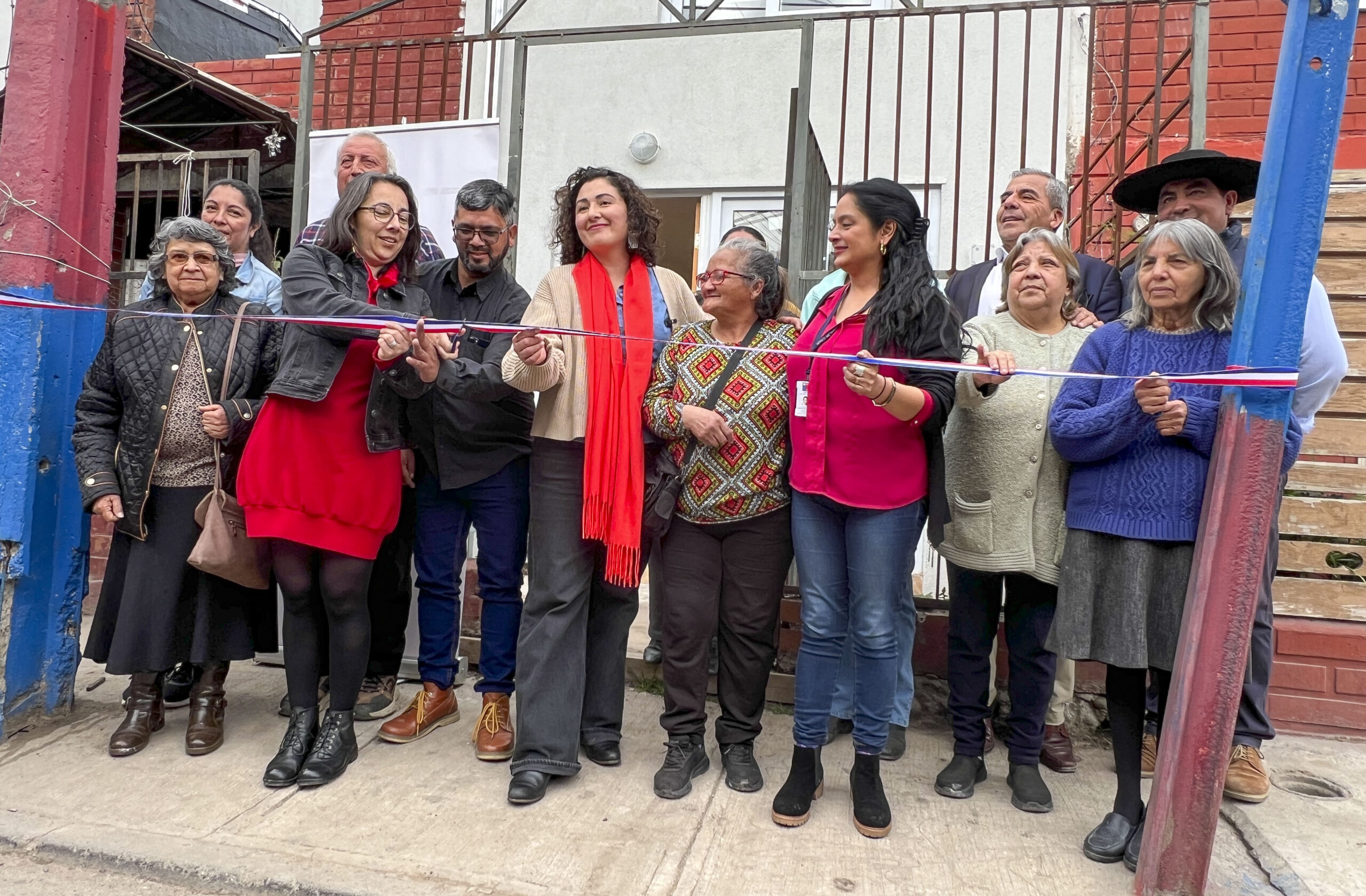 Familias de La Foresta afectadas por incendio en 2021 recibieron sus viviendas