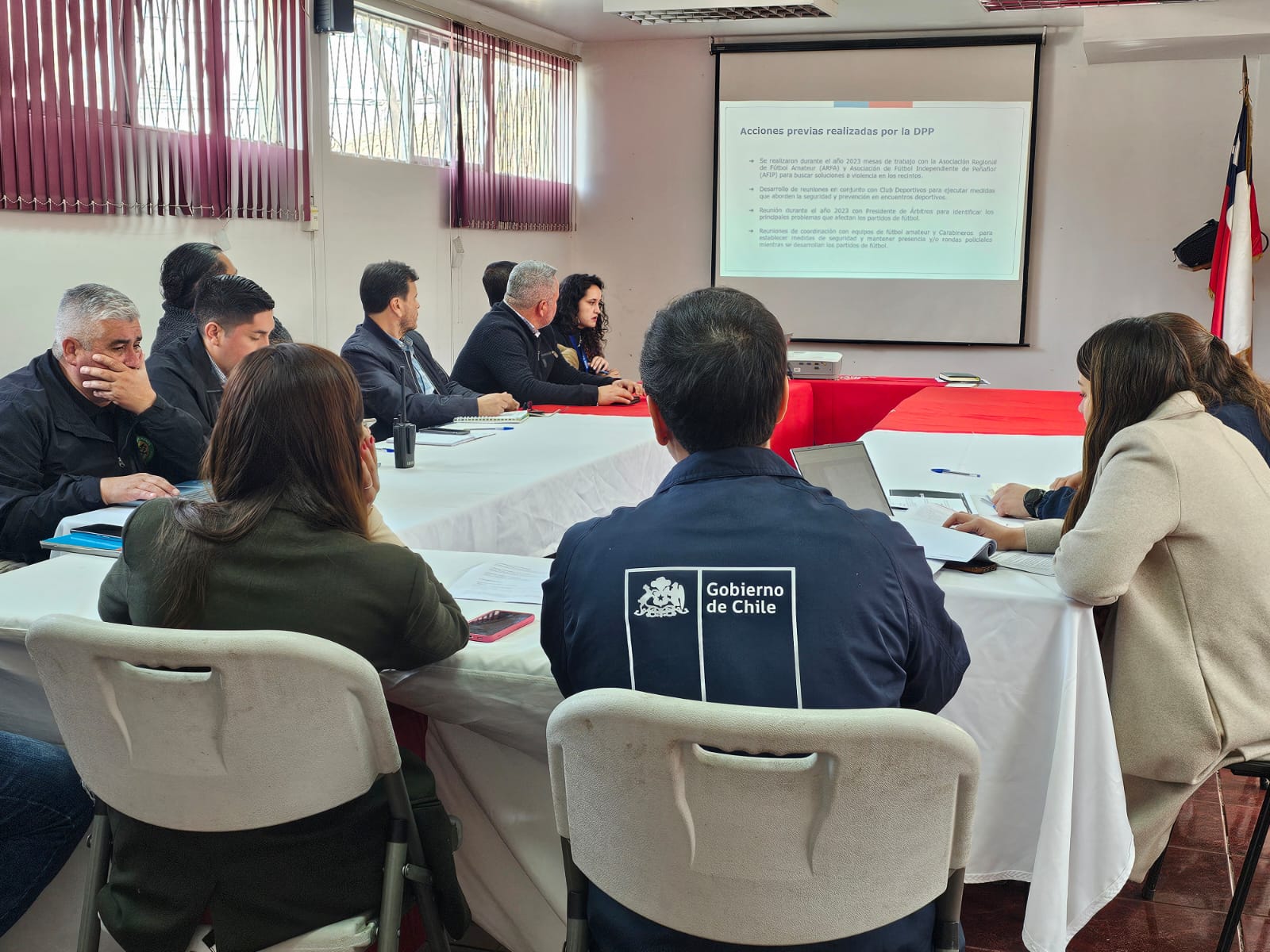 Realizan mesa de trabajo en la provincia de Talagante tras balacera en cancha de fútbol de Peñaflor