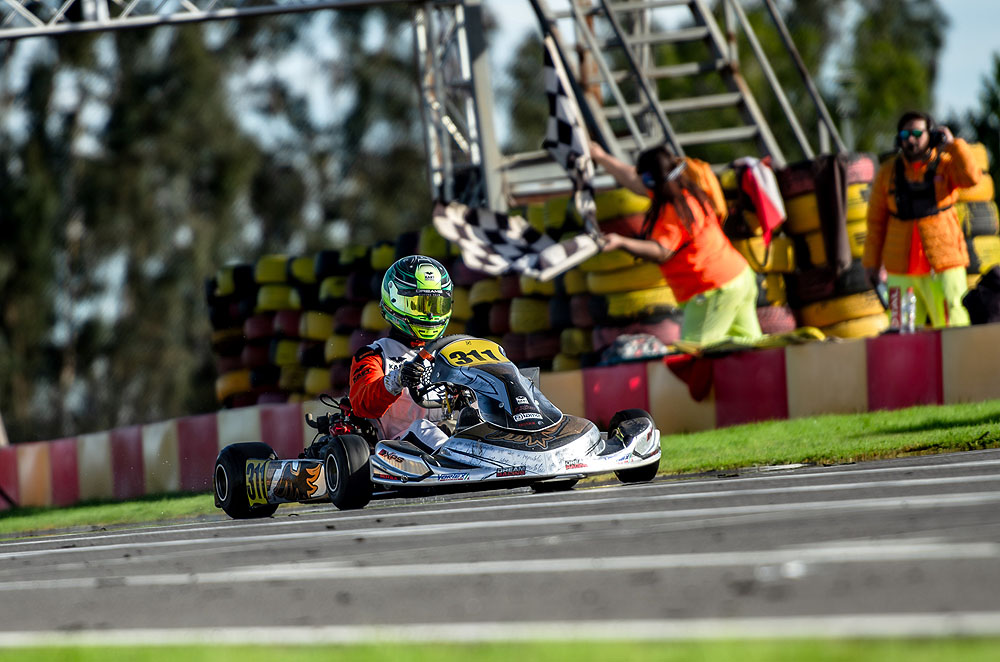 Cinco chilenos se coronaron campeones del Sudamericano de Karting Rotax Max disputado en Melipilla