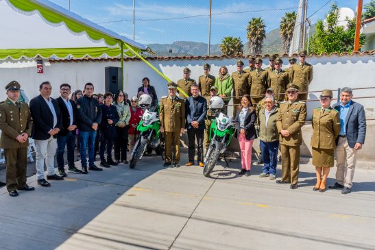 Entregan dos nuevas motocicletas a Carabineros de Alhué