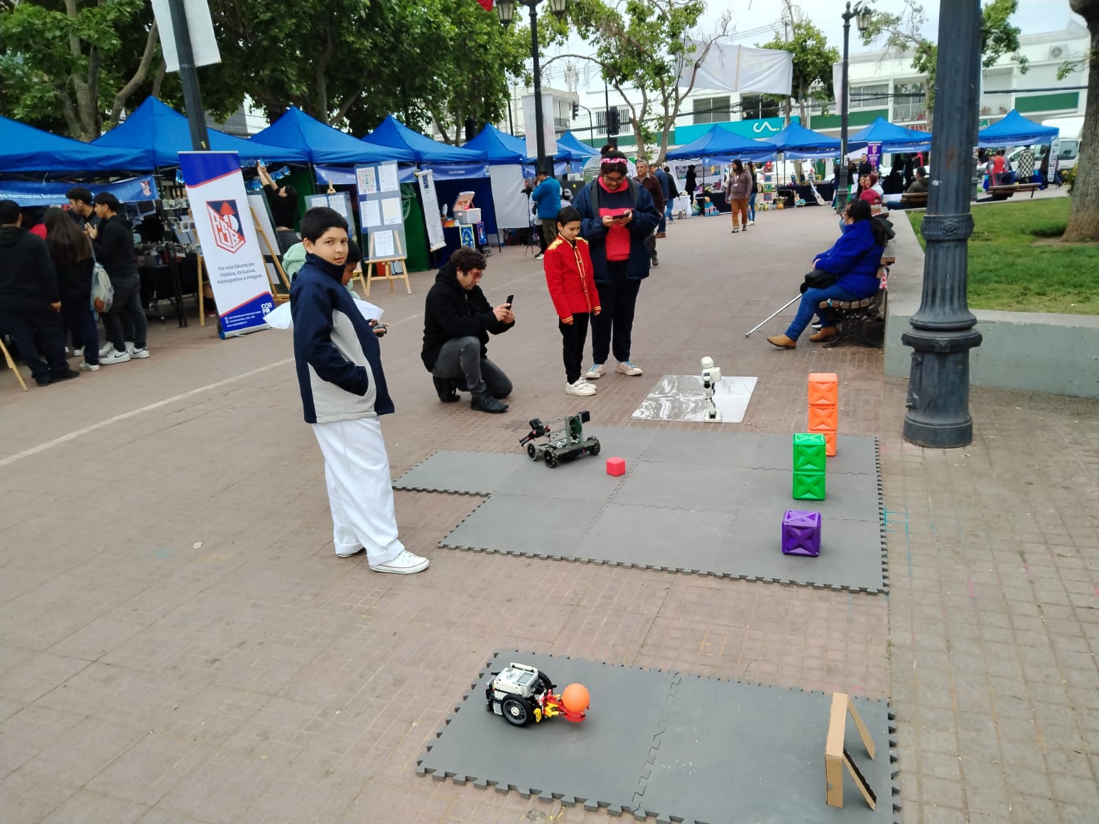 Esta mañana se realizó Primera Expo Corporativa de Aprendizaje Integral e Inclusivo de colegios públicos de Melipilla