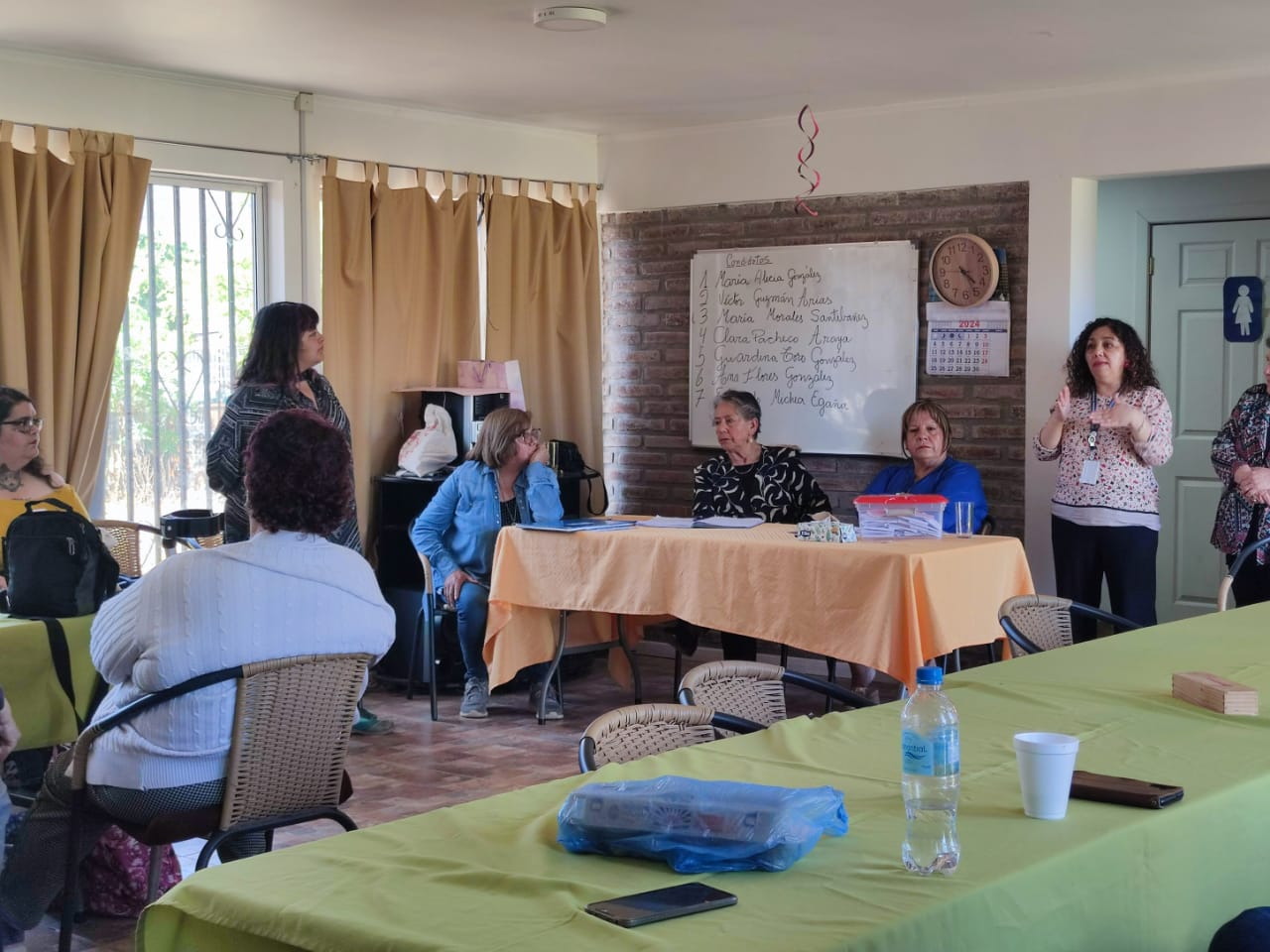 Delegación Provincial de Melipilla visita “Club del Adulto Mayor Gracias a la Vida” de Mallarauco